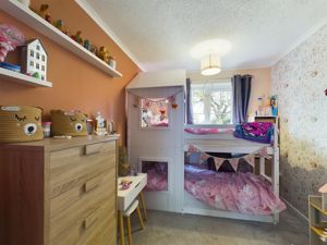 Bedroom- click for photo gallery